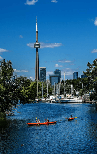 Toronto | Destination | Dragonfly Traveller