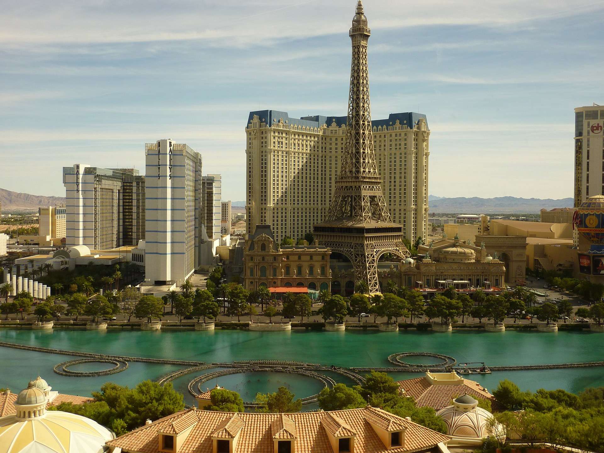 Las Vegas| Destination | Dragonfly Traveller