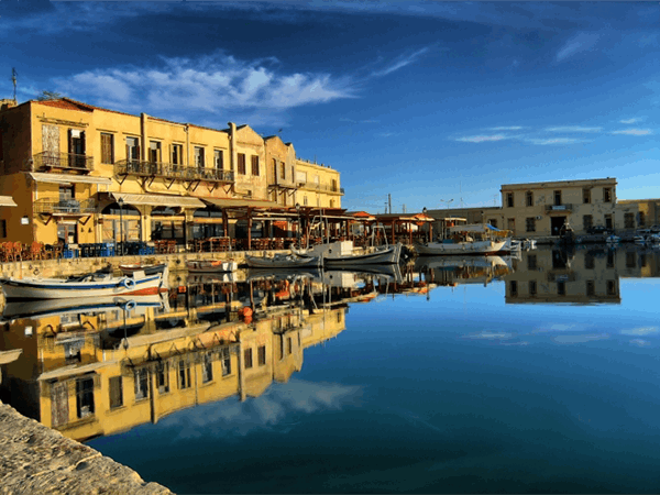 Rethymno - from endless sandy beach to traditional Venetian architecture | Blogs | Dragonfly Traveller |